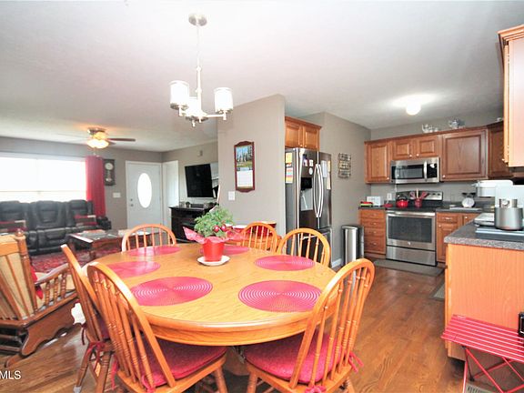4th image of 4612 Clifton Ln