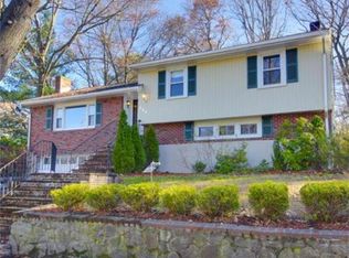 203 Lyman Rd, Milton, MA 02186