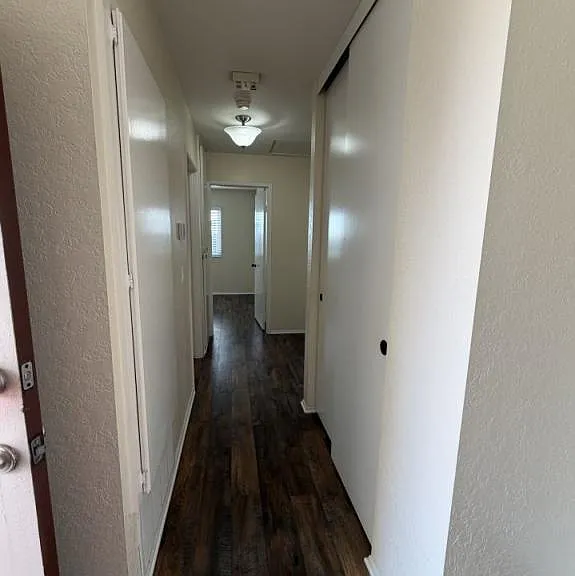 11304 Ganesta Rd — Photo 3