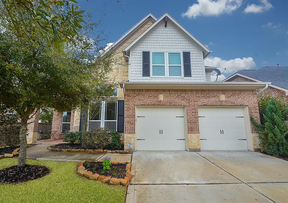 1st image of 28126 Rebecca Meadow Falls Dr