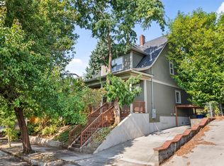 917 NE Skidmore St, Portland, OR 97211