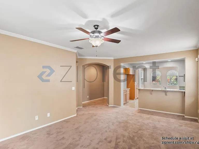 276 Colonial Trl — Photo 8