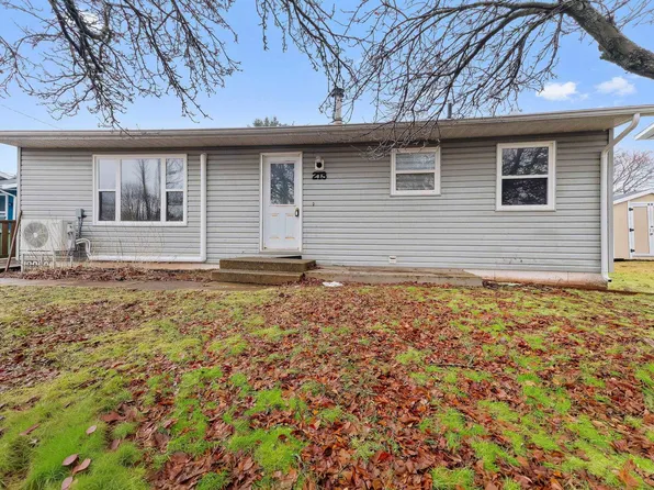 213 Patterson Dr, Charlottetown, PE C1A 8J2