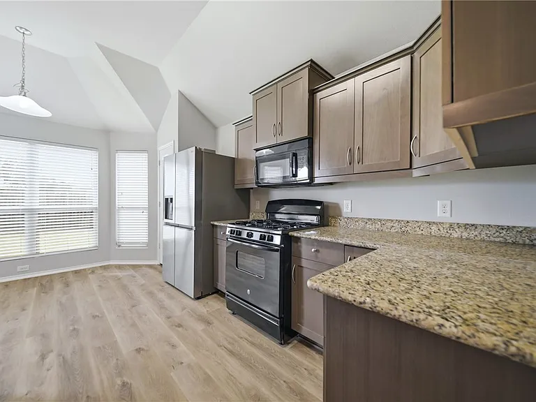 5247 Sagewood Dr — Photo 14