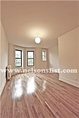 Rented by R New York | media 13