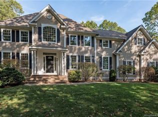 86 Chevas Rd, Avon, CT 06001