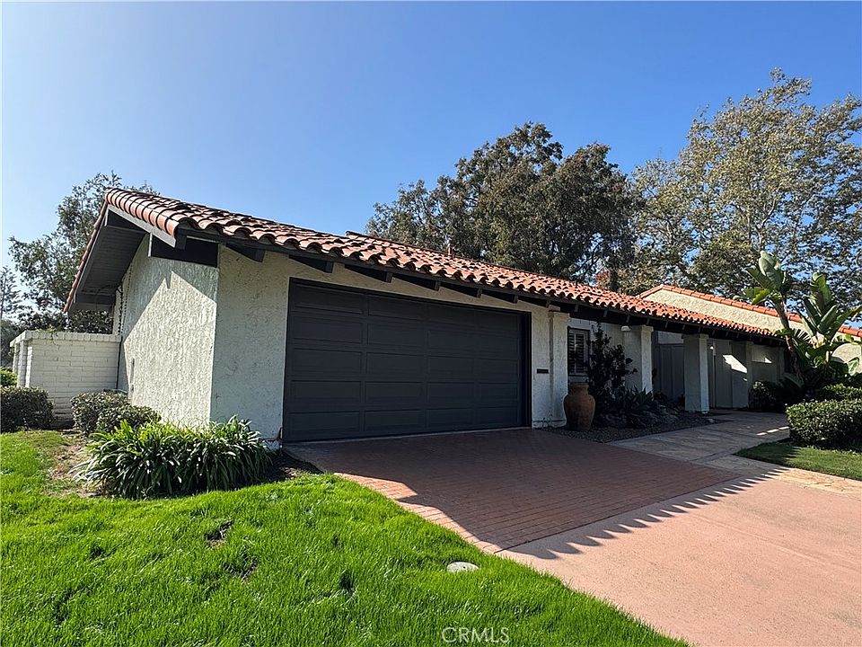 1st image of 309 Encina