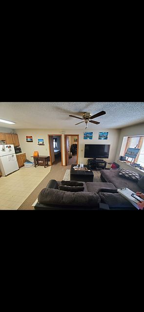 1st image of 124 W Main St APT 3