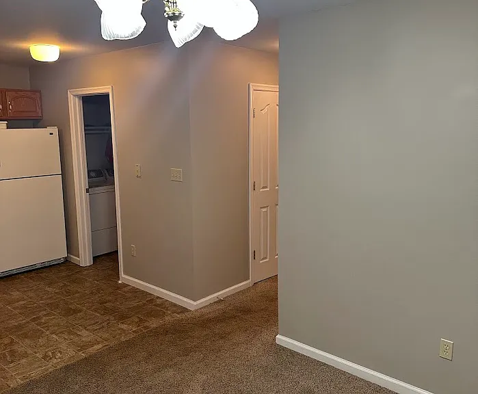 878 Poplar St — Photo 10