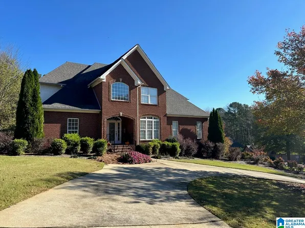 241 Ridgewood Dr, Trussville, AL 35173