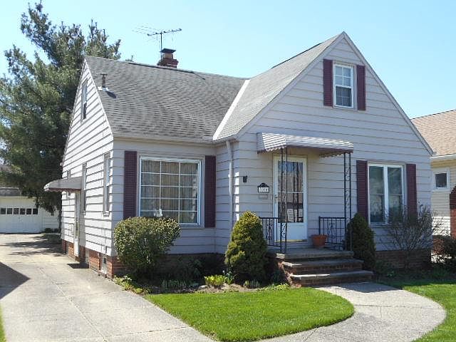 8205 Dorothy Ave, Parma, OH 44129 | Zillow