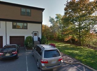 7108 Hana Rd, Edison, NJ 08817