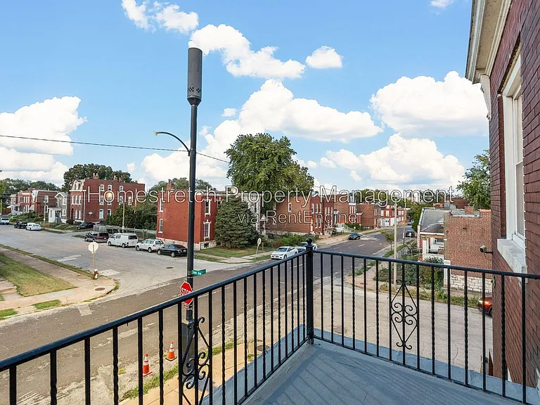 2732 Utah St #B — Photo 14