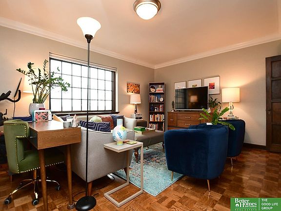 4th image of 4907 Davenport St APT 7