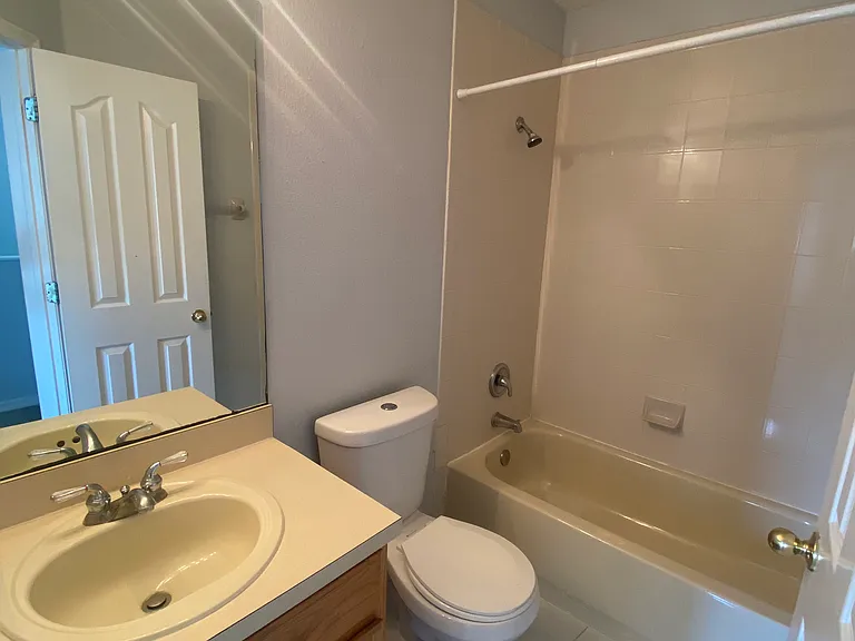 10103 Belleville Pl — Photo 9