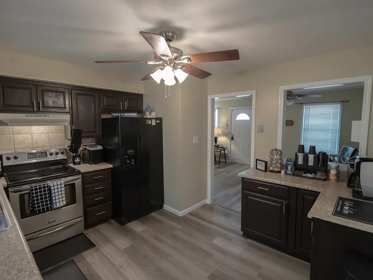 7909 Tennessee Ave — Photo 3
