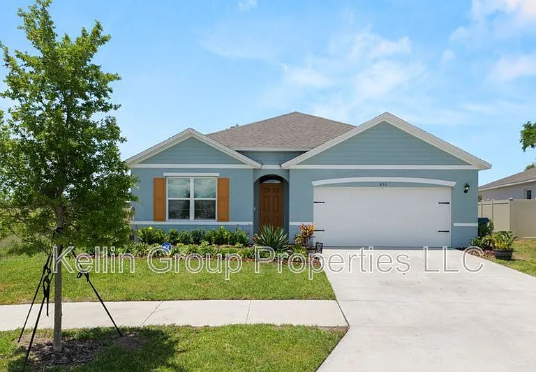 833 Ambleside Dr — Photo 4