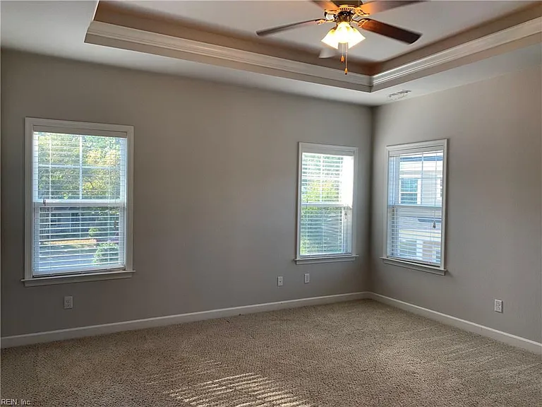 1005 Marble Walke Way — Photo 10