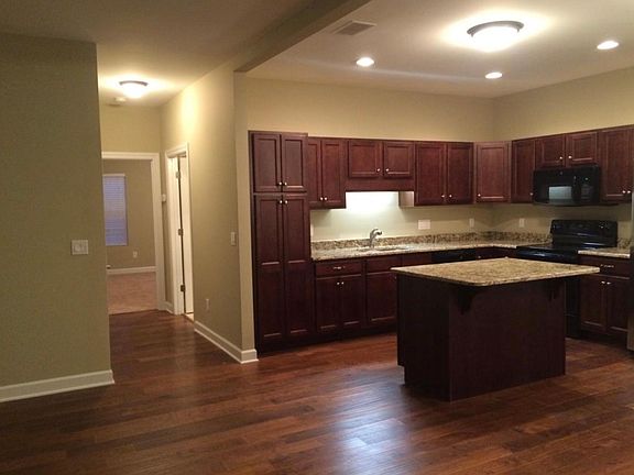 4th image of 4823 Beryl Dr