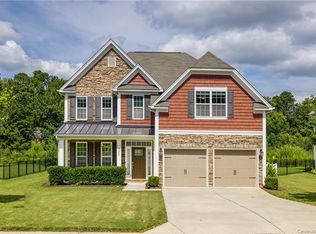 2073 Lakebridge Dr, Fort Mill, SC 29715
