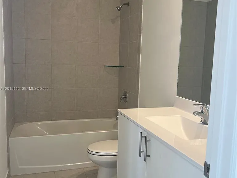 11804 SW 247th Ter #11804 — Photo 4