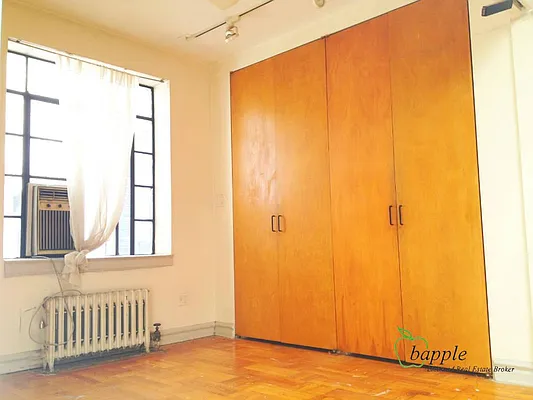 Sold by Bapple | media 4