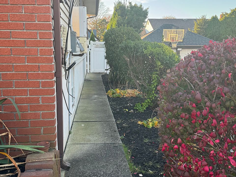 1st image of 1343 Cayuga Ave #1