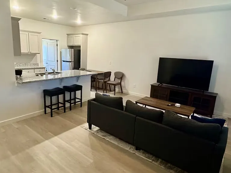 1515 SW Georgia Ave — Photo 6