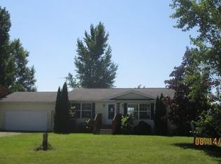 9561 Yurek Rd, Pulaski, WI 54162