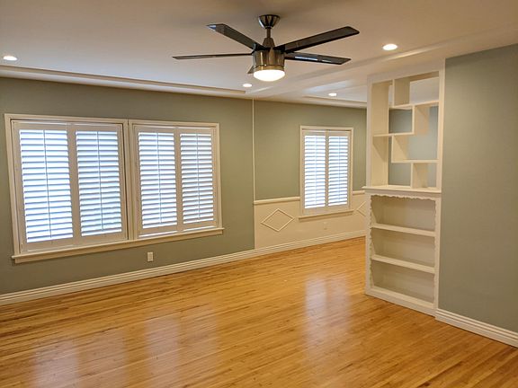 5th image of 1327 N Harper Ave #2