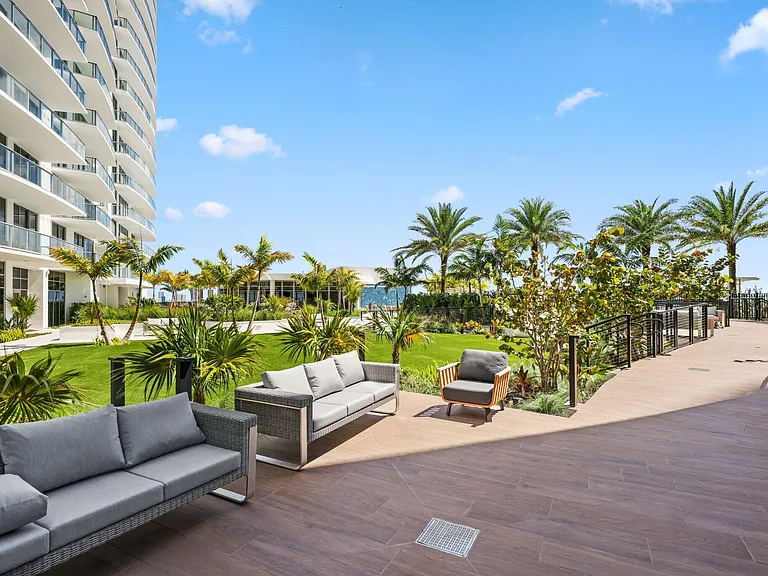 220 Lake Shore Dr #1125 — Photo 74
