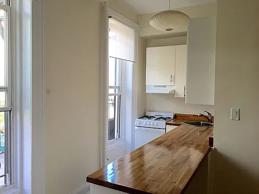 Rented by D'Andrea Craig Realty | media 21