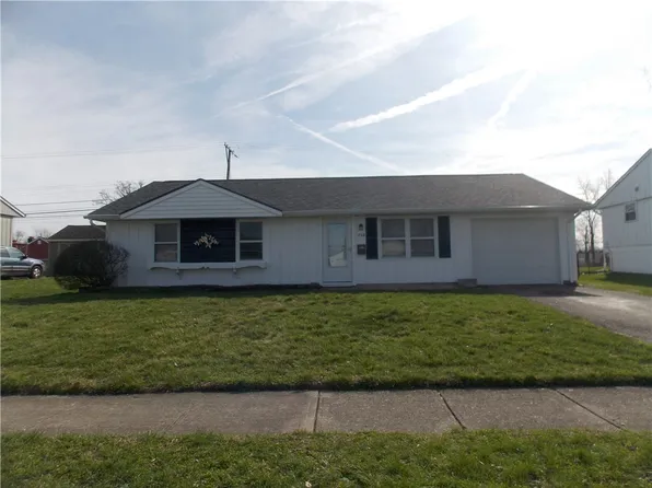 752 Hedwick St, New Carlisle, OH 45344