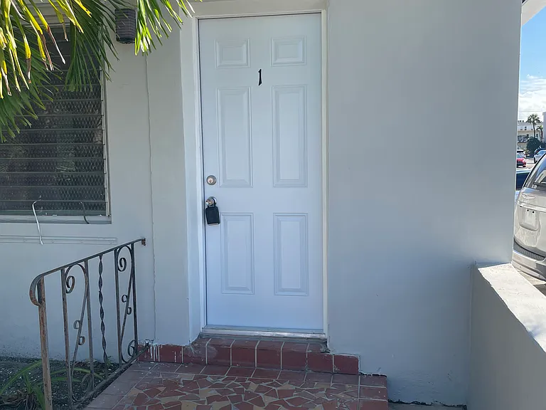 4465 W Flagler St #1 — Photo 1