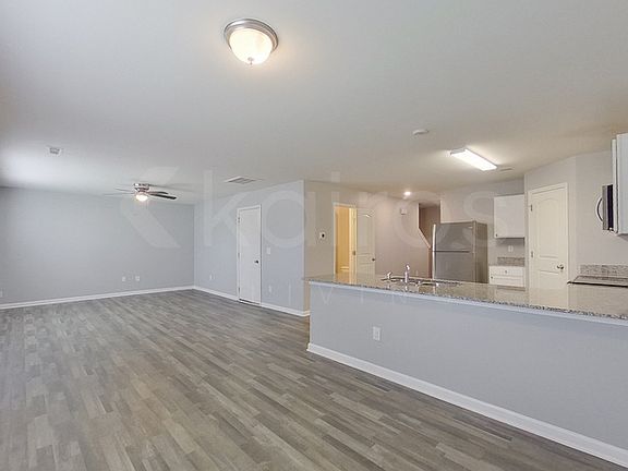 5th image of 3904 Miller Dr