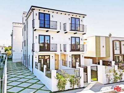 1954 S Garth Ave, Los Angeles, CA, 90034