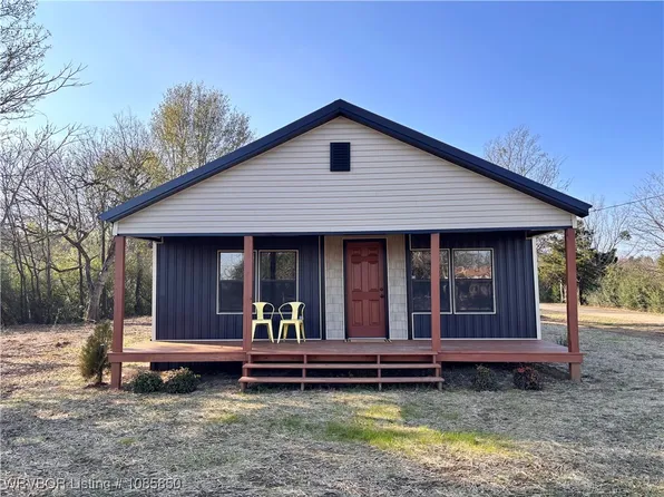 614 Alma Dr, Alma, AR 72921