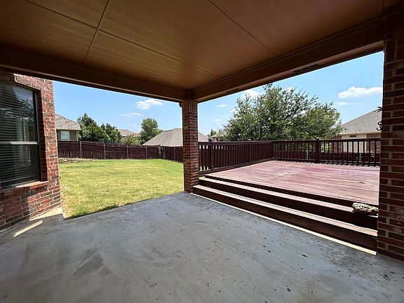 5th image of 3916 Bamberg Ln