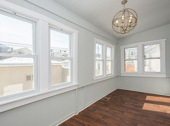 5th image of 5141 W Newport Ave