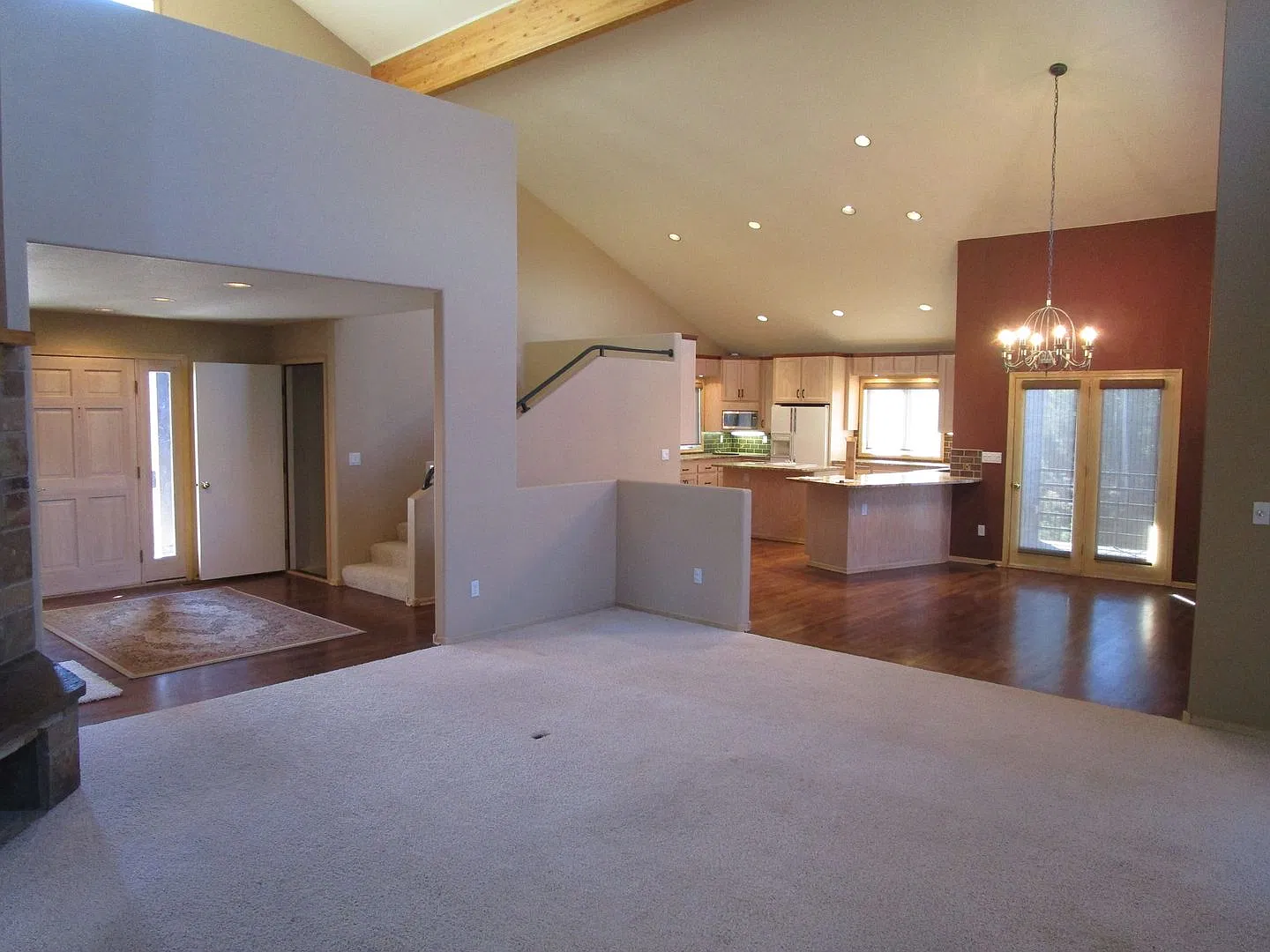 Fully Custom Home in Powell Butte on 40 Acres with Panoramic Mountain Views - Available Now! — Photo 4