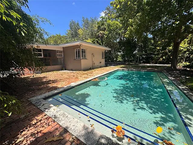 5930 SW 80th St — Photo 11