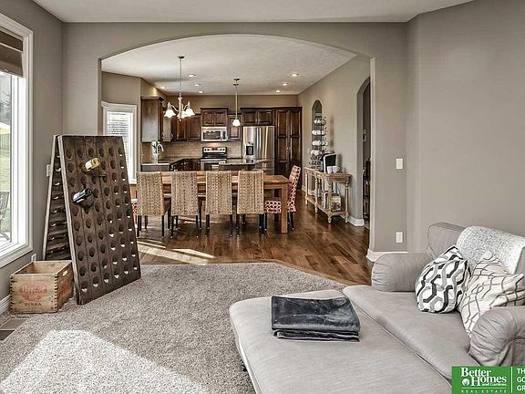 4th image of 6667 Kara Dr