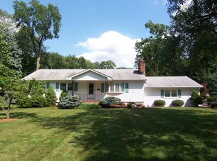 28 Greenwood Rd, Morris Plains, NJ 07950