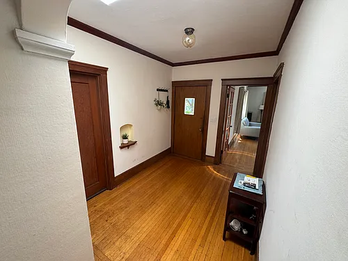 1677 Arch St #3 Photo 1