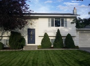 940 N Yellowpine Dr, Idaho Falls, ID 83401