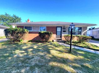 27254 Marilyn Dr, Warren, MI 48093
