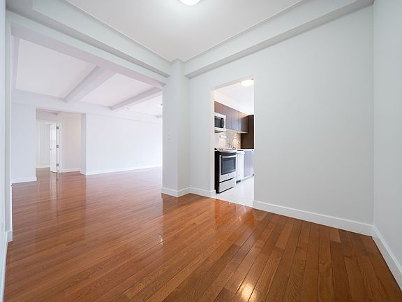 2nd image of 400 E 58th St APT 12A