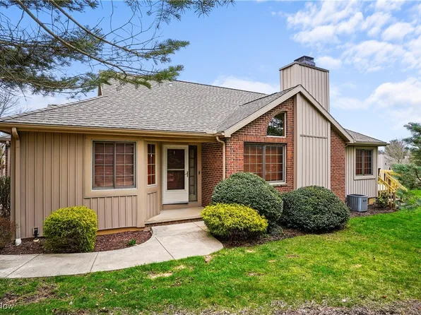 505 Dottie Ct, Tallmadge, OH 44278