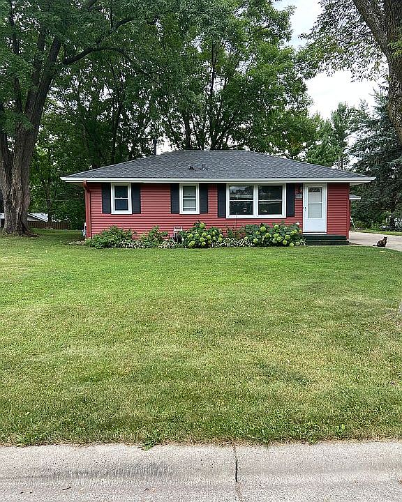 1st image of 8107 Hyde Ln S