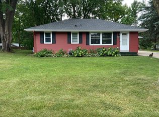 8107 Hyde Ln S, Cottage Grove, MN 55016